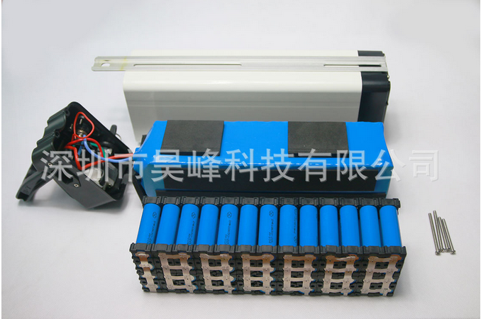 电芯厂18650锂电池3.7v 2000mAh