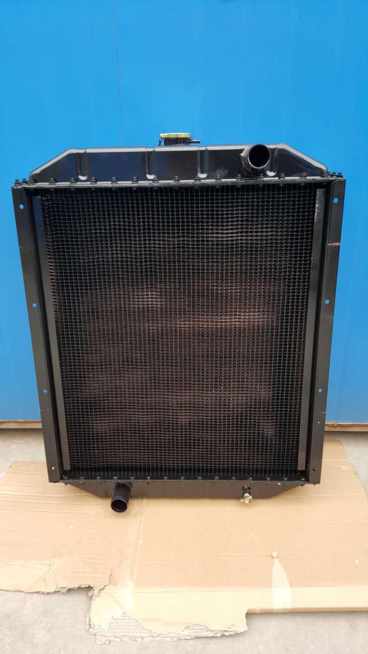 奇瑞谷王TB60收割机水箱大孔散热器