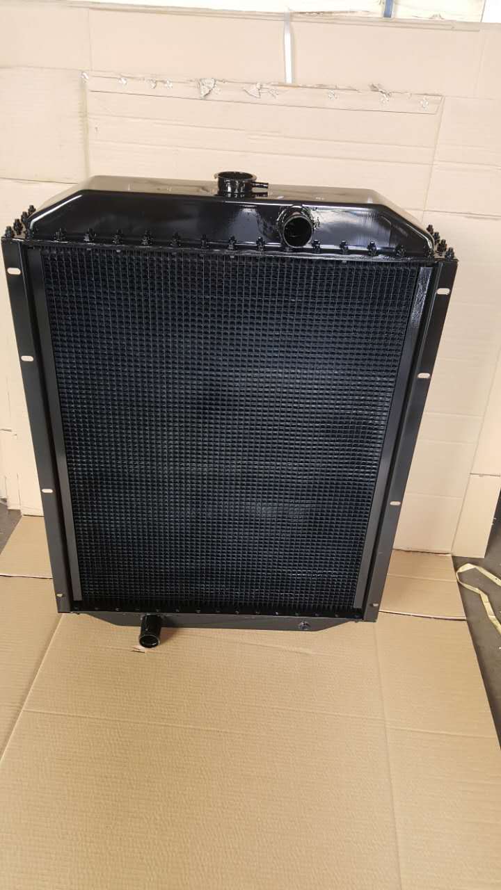 中收新疆-7联合收割机大孔低温水箱散热器