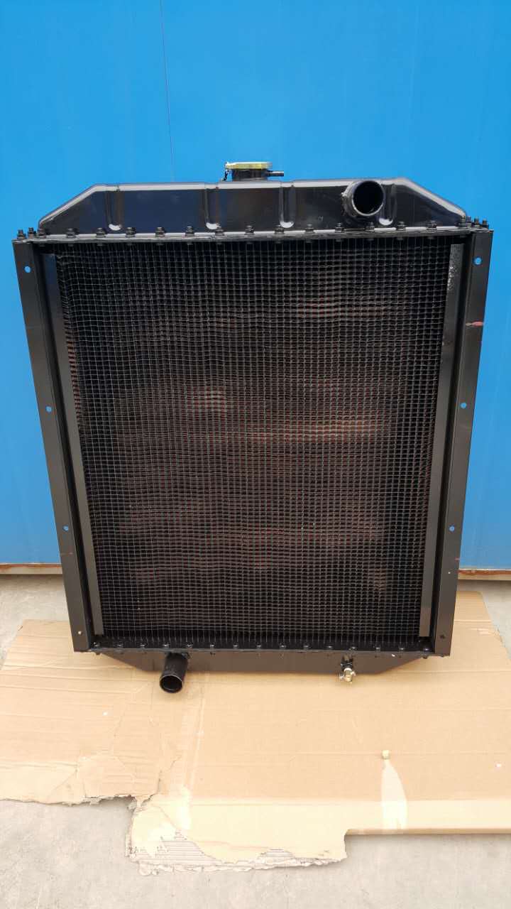 奇瑞谷王TB50收割机水箱大孔散热器
