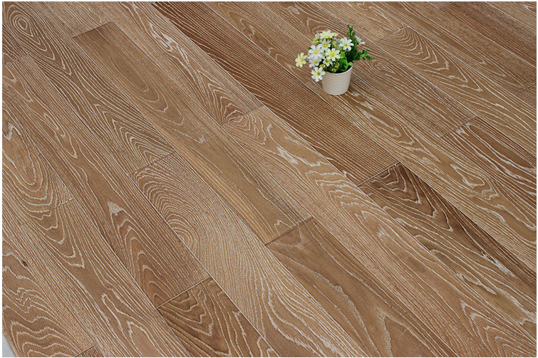 室内地板厂家直销板欧洲橡木仿古拉丝浮雕多层实木复合地板