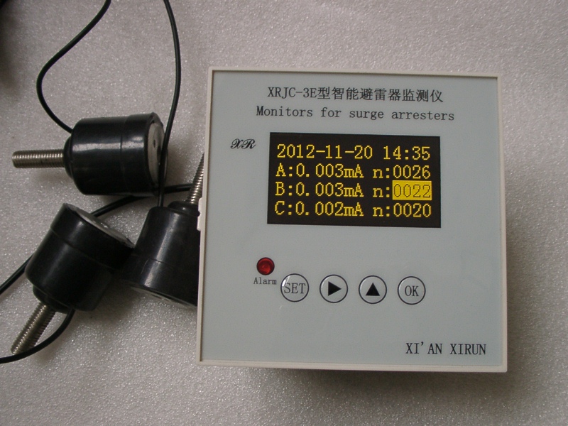 XRJC-3E智能避雷器监测仪