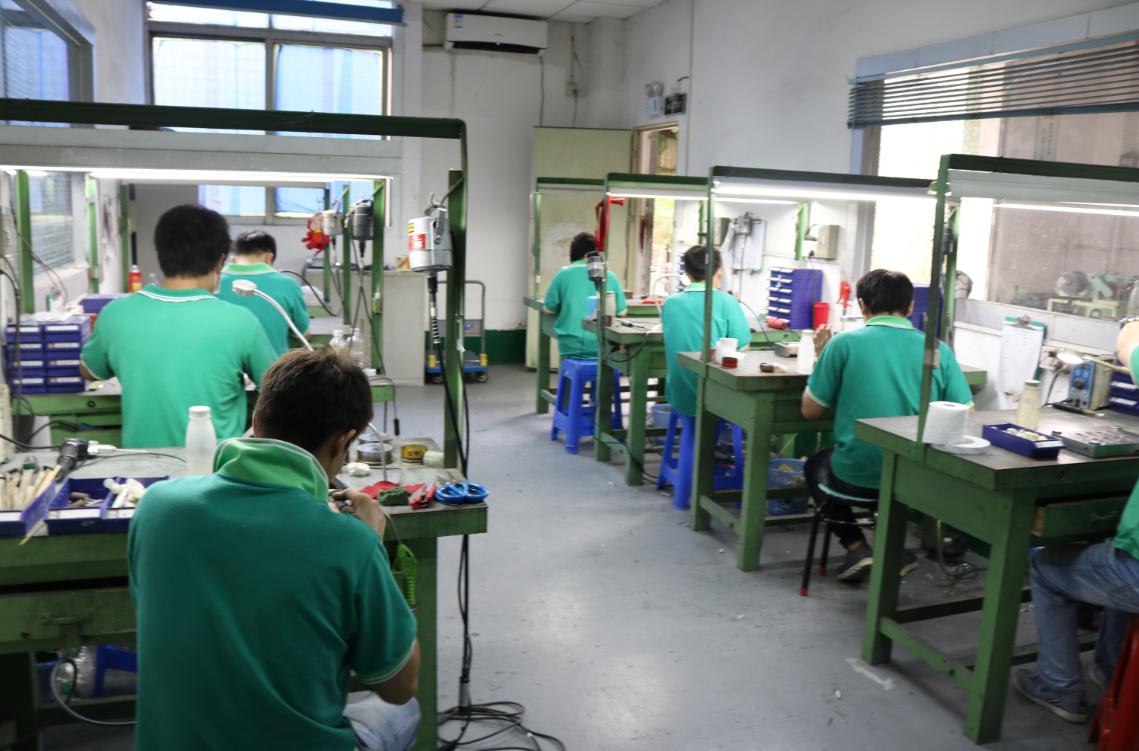 深圳毅顺省模抛光公司提供光学镜头透镜模具抛光加工