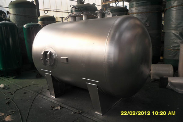 供应0.3-100m3蒸汽罐储气罐生产厂家 免费非标压力罐定制