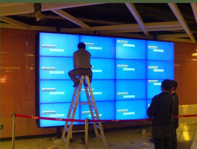 武汉拼接大屏的系统设计46寸55寸液晶拼接大屏