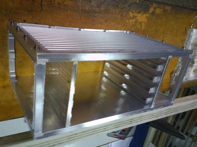深圳铝架钎焊 苏氏真空热处理 真空钎焊加工