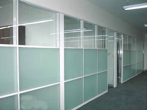 玻璃隔断,南京玻璃隔断费用,易麟途办公家具