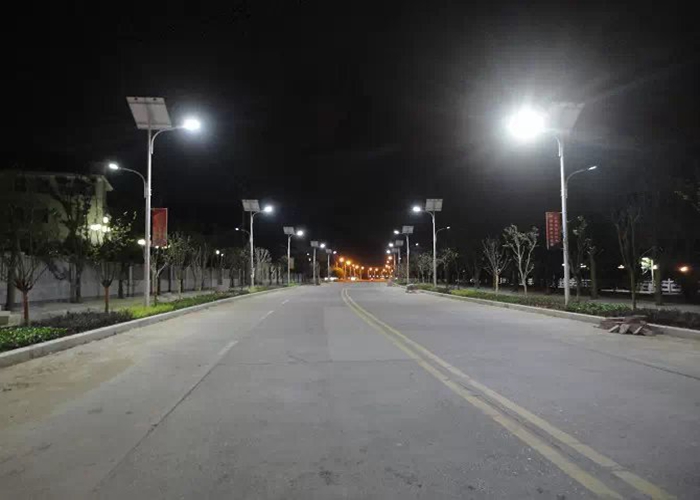 潞城太阳能锂电池路灯