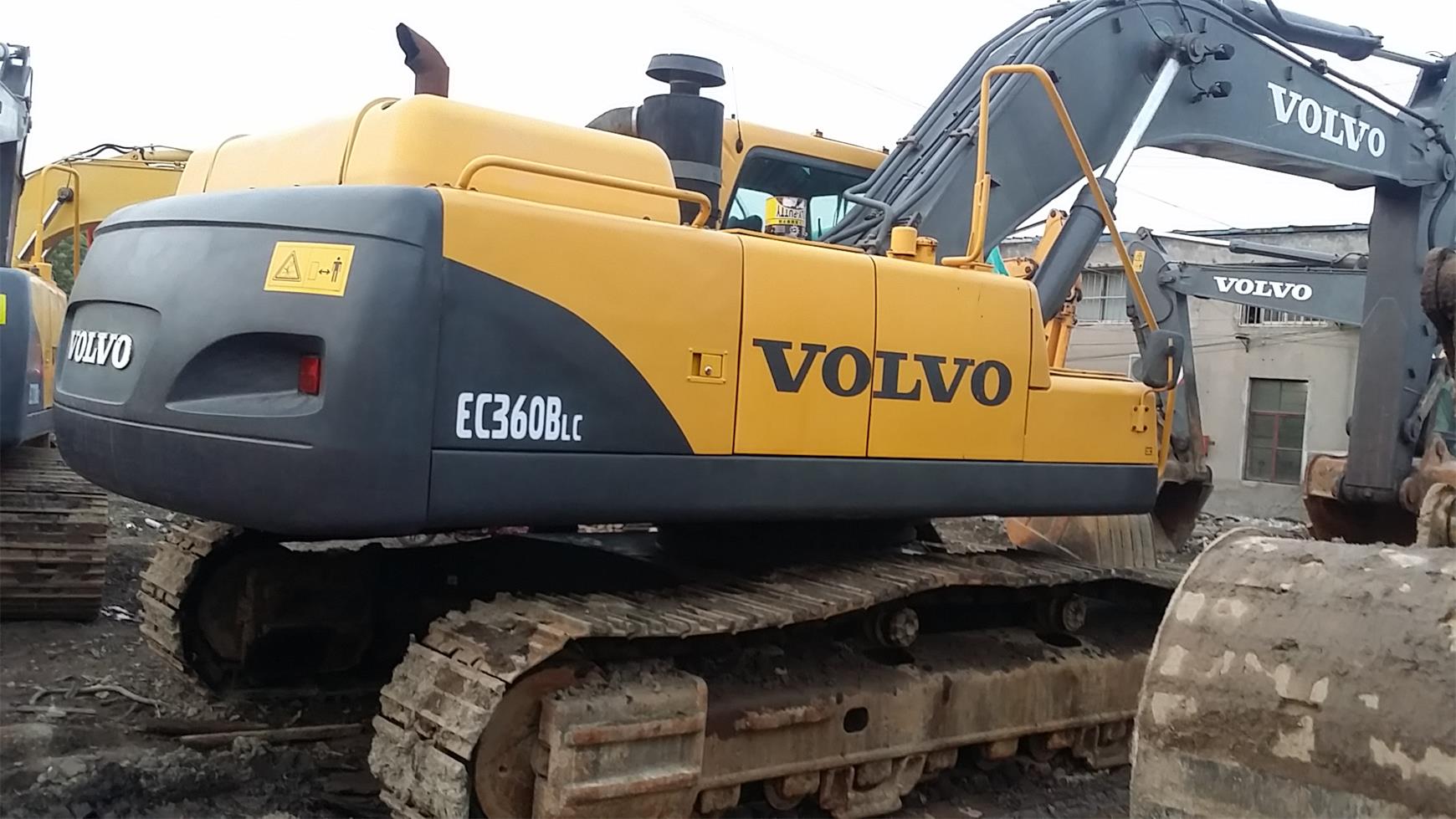 大型沃尔沃EC360挖掘机，手续齐全满意货到付款