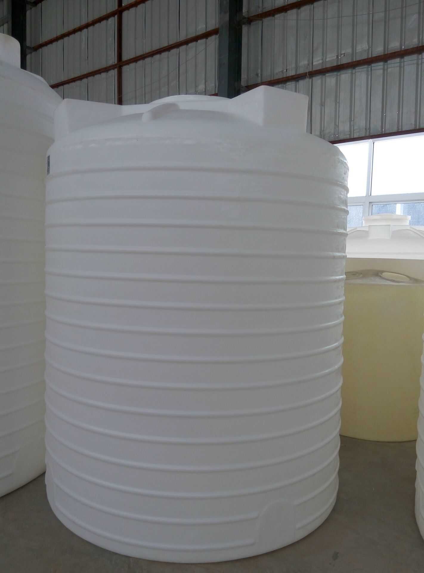 塑料水箱 塑料水塔，塑料储罐 咸阳塑料灌溉桶