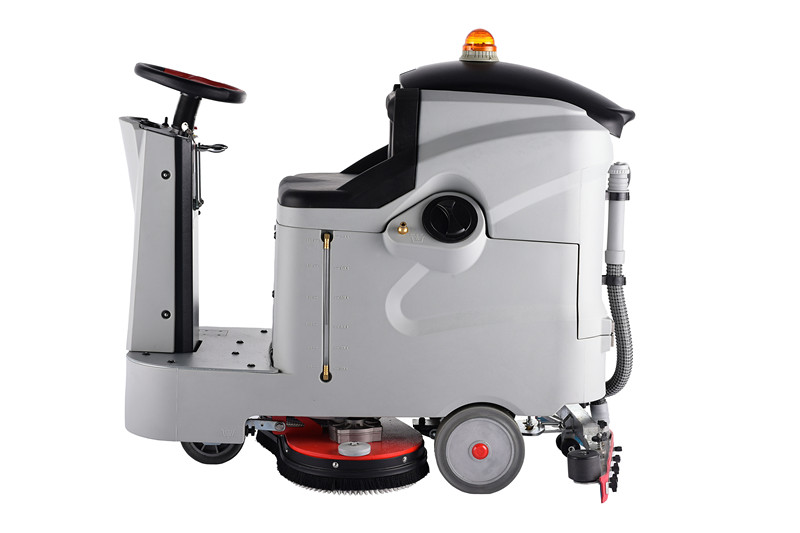 驾驶式洗地机批发，科的/kediGBZ-660B迷你驾驶式洗地机，清洁效率高
