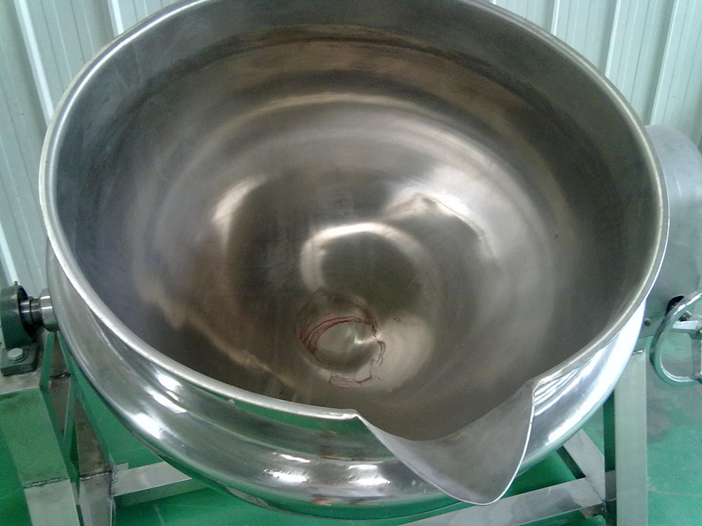 不锈钢夹层锅 可倾立式带搅拌夹层锅专业生产厂家