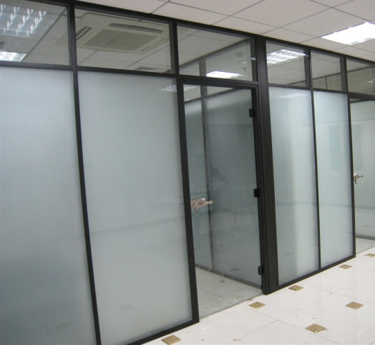 北京民生银行办公室玻璃贴膜腰线喷绘刻字制作安装