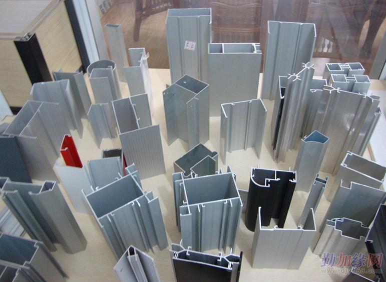 无锡厂家批发办公隔断铝型材，玻璃隔断铝型材