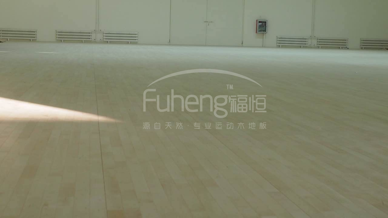 篮球场地木地板 实木运动地板 篮球场实木地板 运动木地板保护