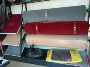 供应卡玛拉1-106汽车地毯地毯脚垫批发汽车脚垫