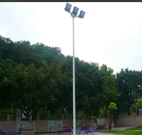 南宁室外篮球场照明灯杆6米高的价格价格一根