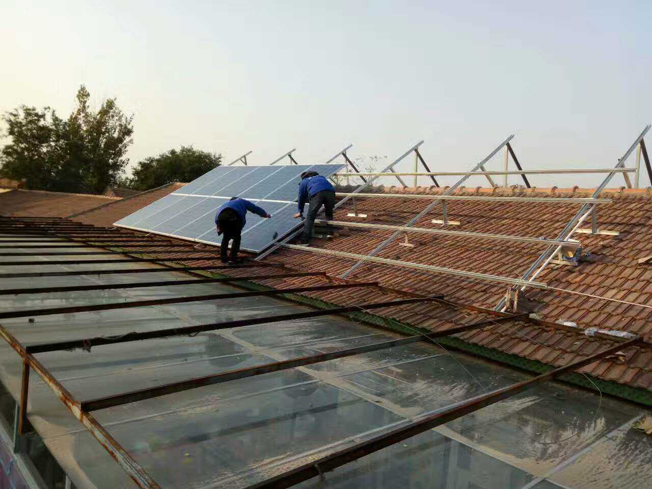 敦化环保能源太阳能光转化电池安装 厂家直供太阳能光伏组件光伏板