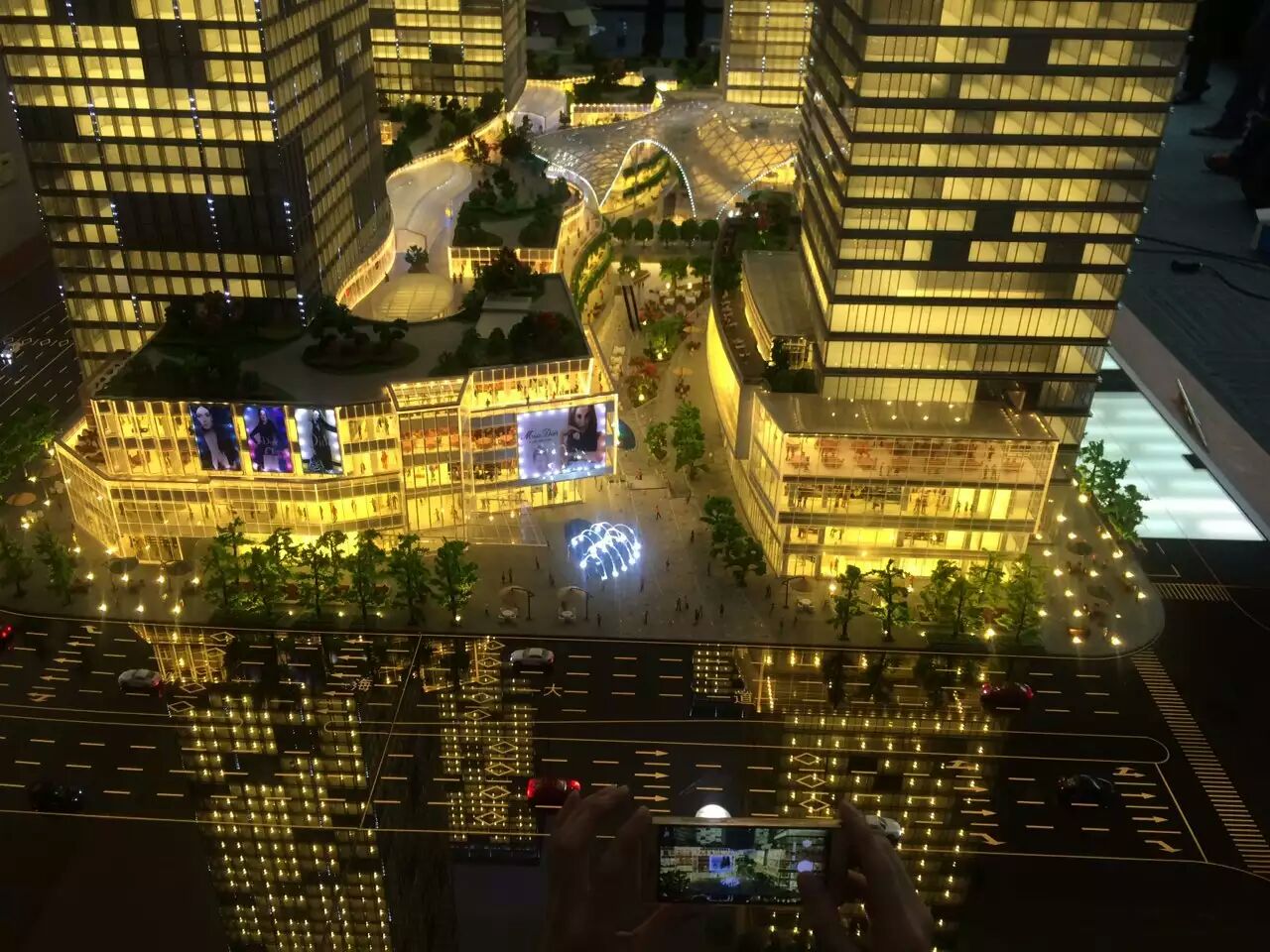 深圳商业建筑模型公司--深圳工业规划模型，城市规划模型-智能会展模型