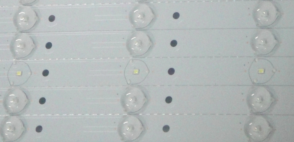 LED灯条透镜粘接固定UV胶水