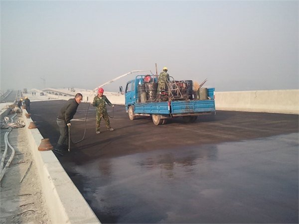 青海纤维增强型桥面防水涂料生产厂家