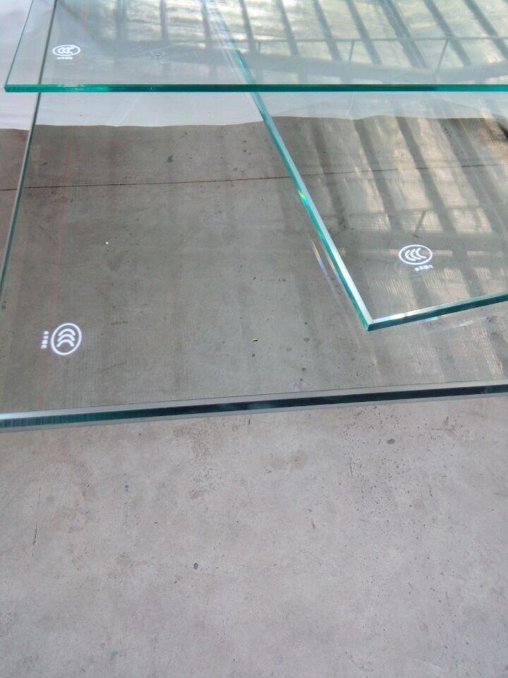 辽阳钢化玻璃质量-耀诚玻璃-锦州钢化玻璃