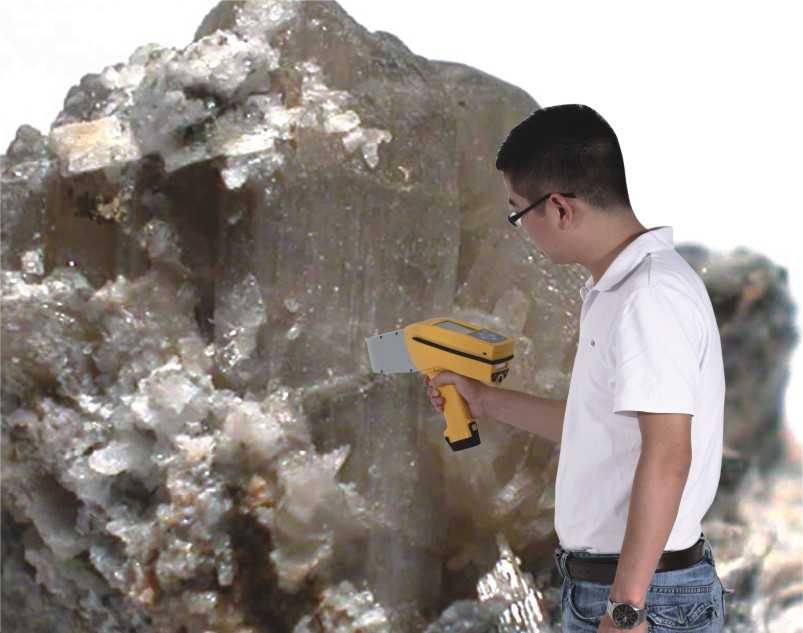 手持镍矿分析仪|镍矿石检测|艾克i-7000