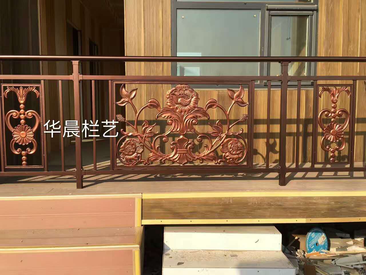 华晨锌钢护栏 楼梯扶手 防护网 木纹栏杆