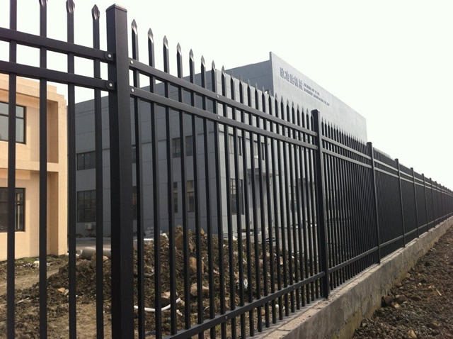 组装式锌钢护栏 焊接式围墙护栏
