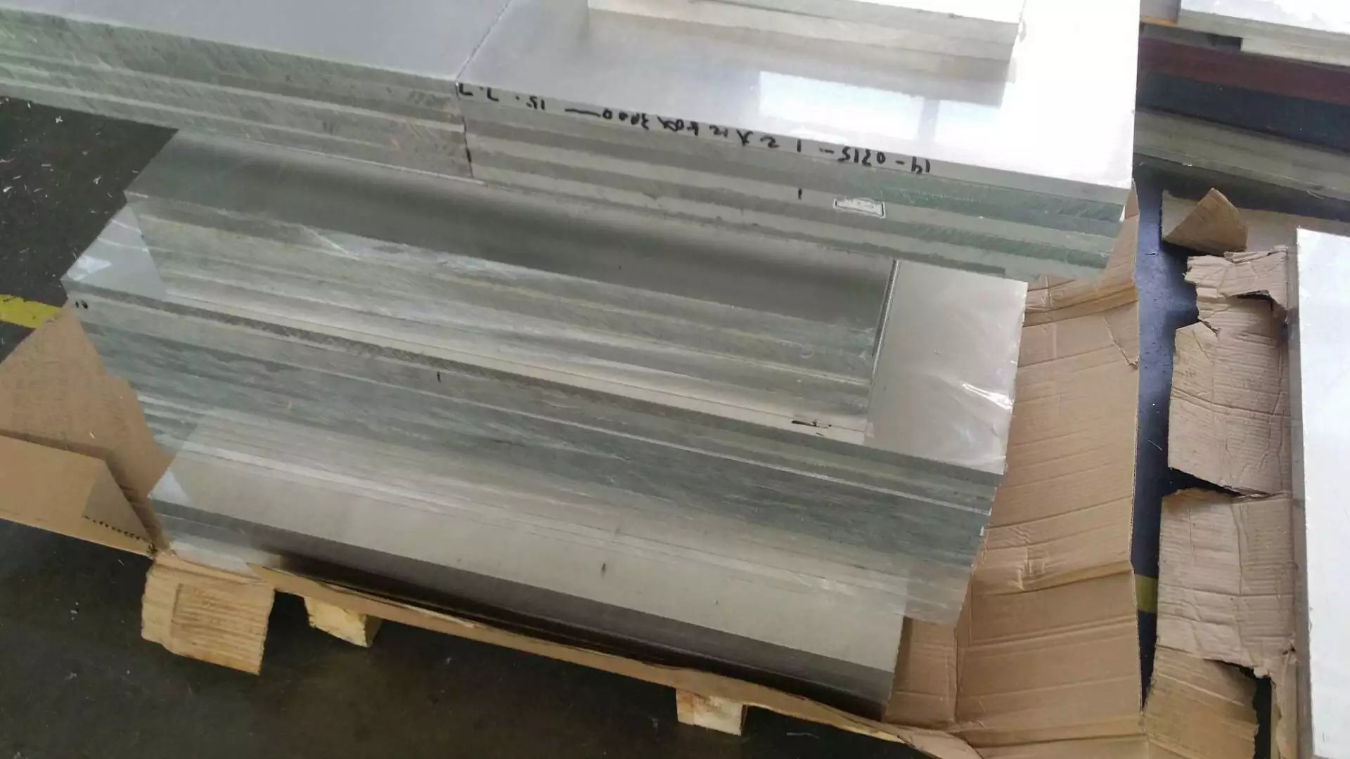 东莞2A12硬质铝板出售 2A12铝管规格简介
