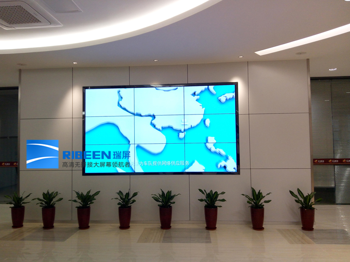 厦门本地LED厂家厦美视品牌LED小间距P1.56显示屏应用于会议室指挥中心
