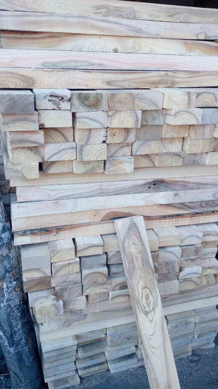 供应实木柞木地板 ** 尚志木材厂专业销售柞木板材