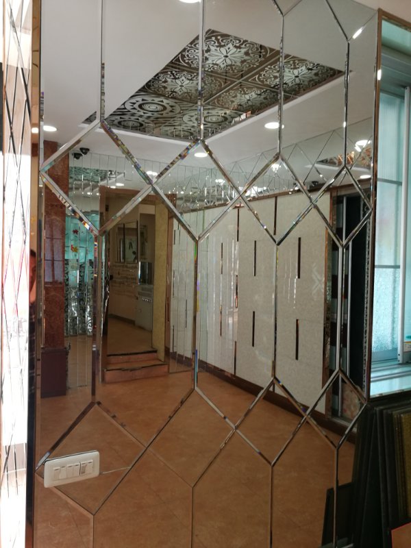 鸡西厂家直销玻璃制品 艺术玻璃墙 玻璃隔断 **
