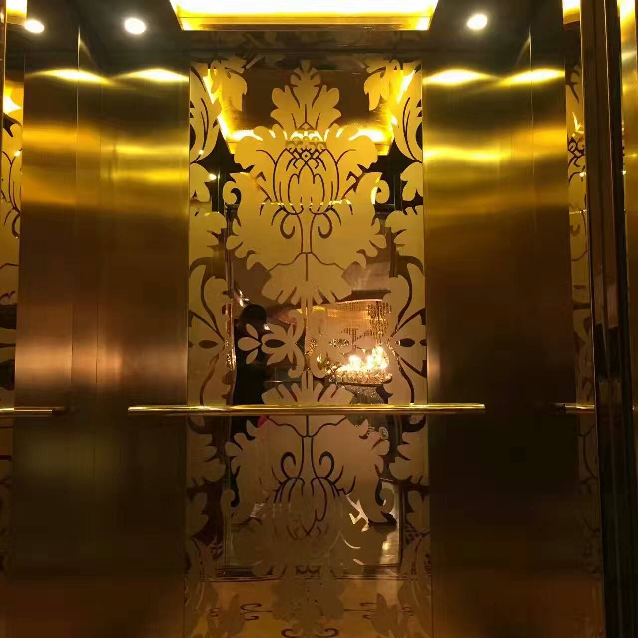高端彩色不锈钢装饰 电梯装潢