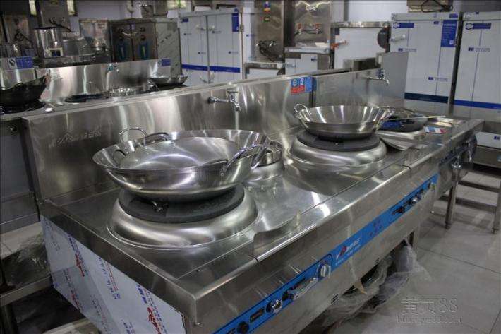 东莞东坑海厨具公司专业为你生产高级节能不锈钢炉灶