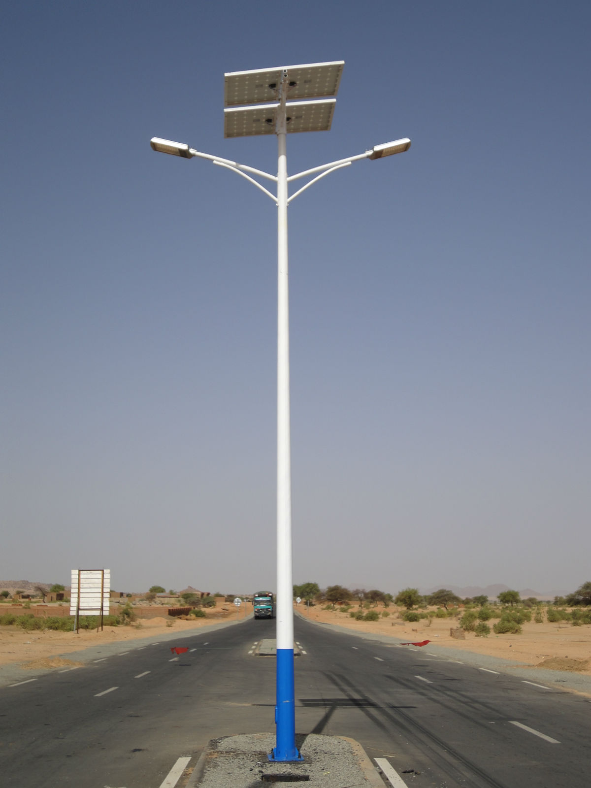 新疆锂电池太阳能路灯*新疆太阳能路灯厂家
