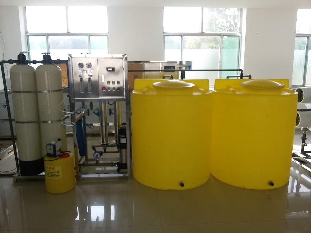 齐齐哈尔纯净水设备-软化水设备-反渗透设备