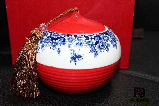 高档手绘陶瓷茶叶罐，安徽彩绘陶瓷茶叶罐，