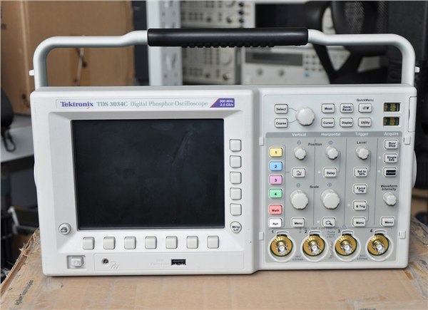 专业回收TDS3014C、出售TDS3054C数字示波器