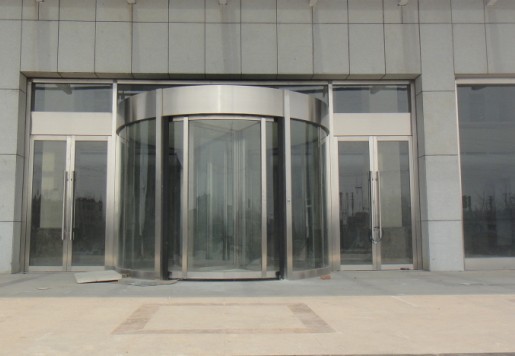 潍坊地区出售2017年博奥欣不锈钢自动旋转门
