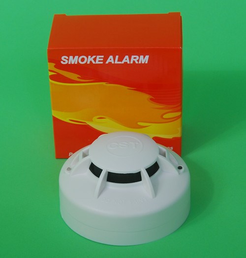 厂家直销 独立型光电消防感烟火灾探测器 报警器