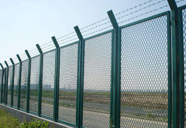 乌海铁路围栏|临河铁路护栏网|锡林浩特铁路围栏网|二连浩特铁路用围栏厂家-光大网业