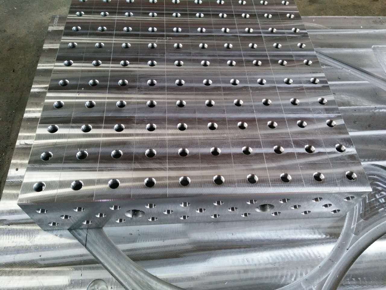 河北远鹏厂家直销渗氮三维柔平台 八角焊接工作台 可来图来样定制