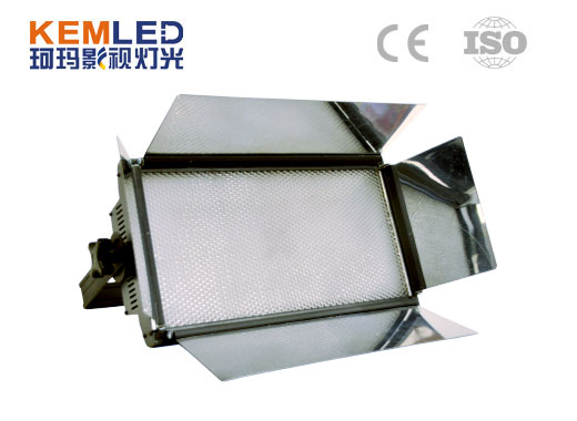 天津威风科技采购40台 KEMLED LED演播室灯具