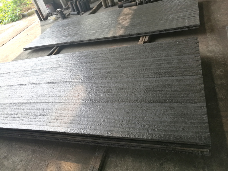 8+4mm耐磨堆焊钢板