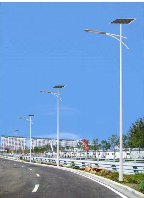 哈尔滨路灯-哈尔滨中博太阳能路灯厂-路灯制造商