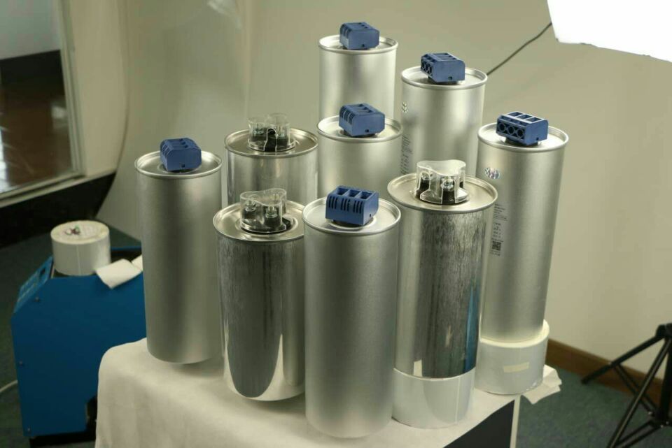 BSMJ电力电容器圆柱型自愈式电力电容器自愈式低电压并联电容器