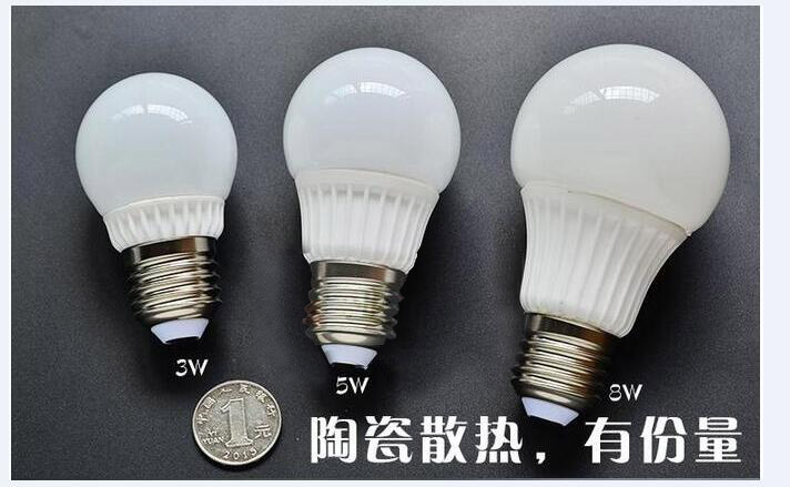 LED半导体陶瓷A60耐高温陶瓷灯座 优质绝缘陶瓷灯座 可加工定制