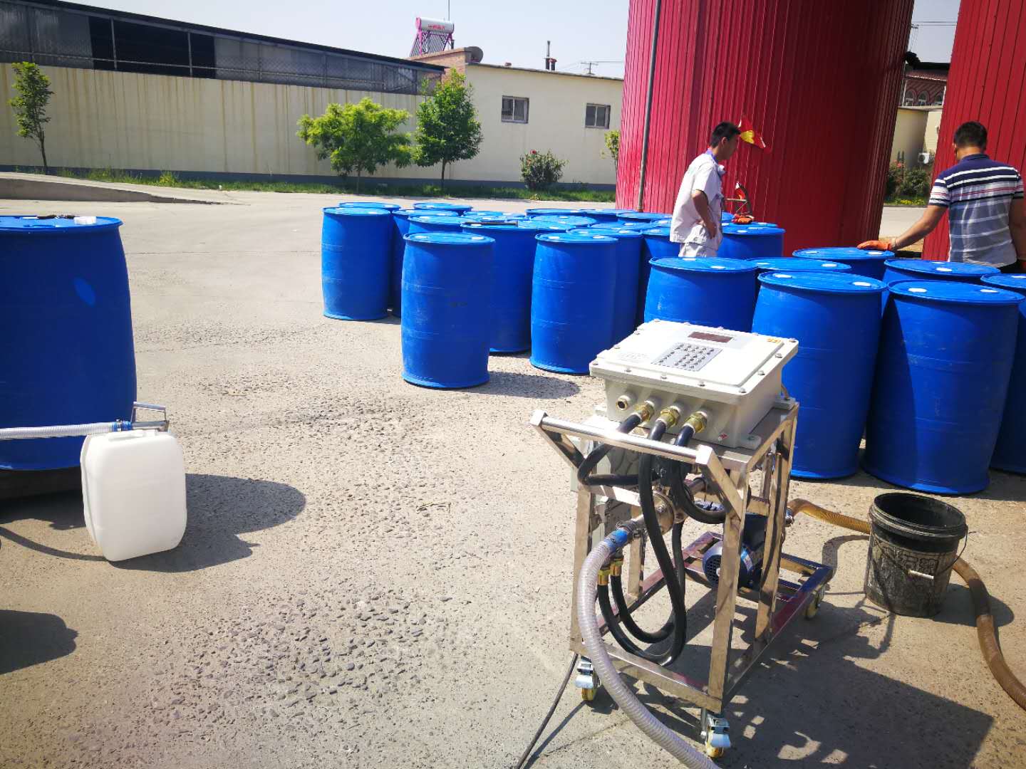 糖浆定量灌装200公斤大桶设备/液体自动分装大桶设备