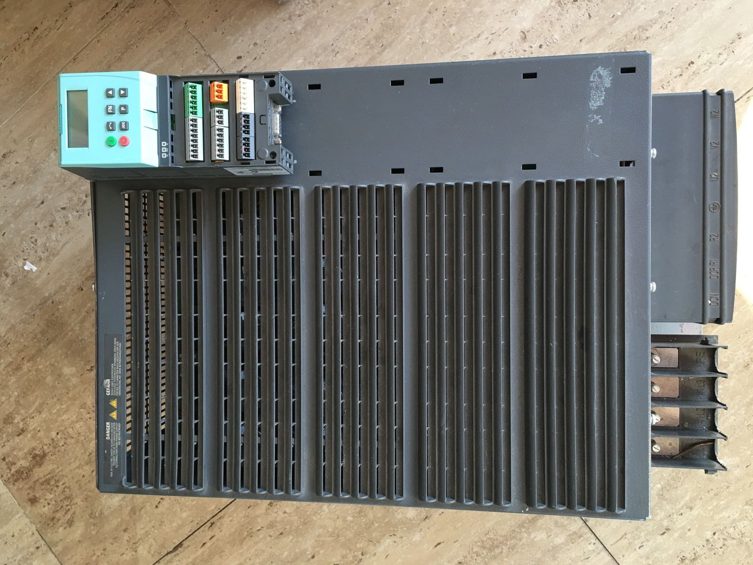 西门子G120系列变频器6SL3224-0BE33-0UA0出售及维修